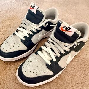 Nike Dunks Low-Top Sneakers